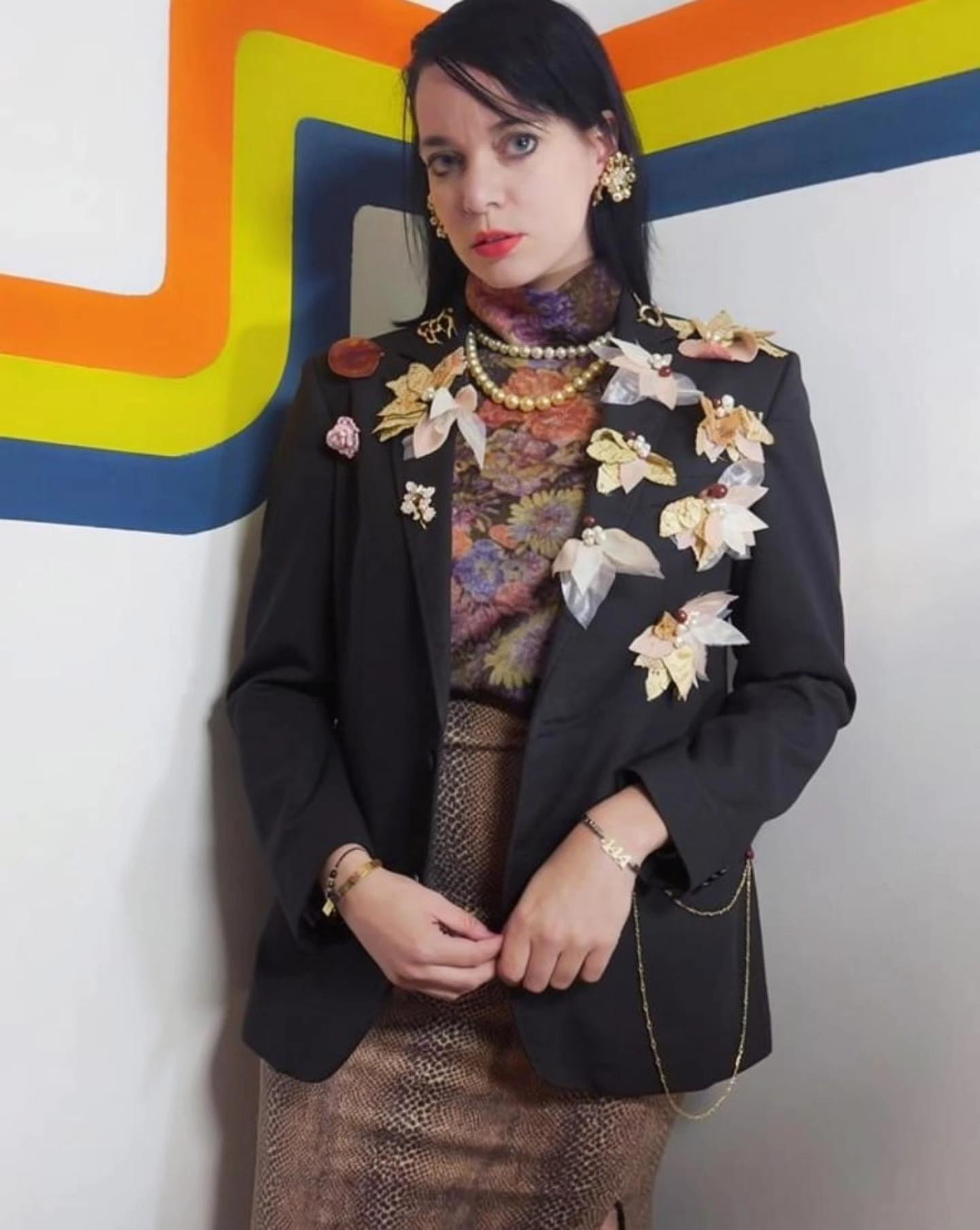 Vintage Floral Blazer - Image 2